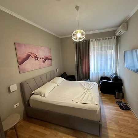 Rooms Dionis Tirana Exterior foto